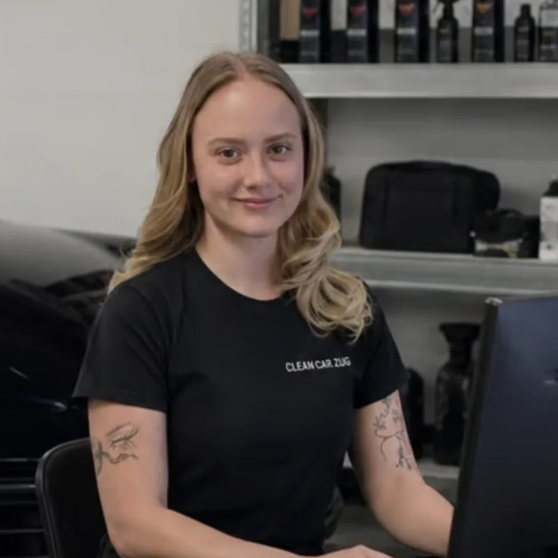 Tanja Rogenmoser, Administration bei Clean Car Zug